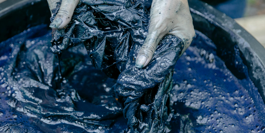Reciclar ropa, salvar planeta: Beneficios ambientales del reciclaje textil