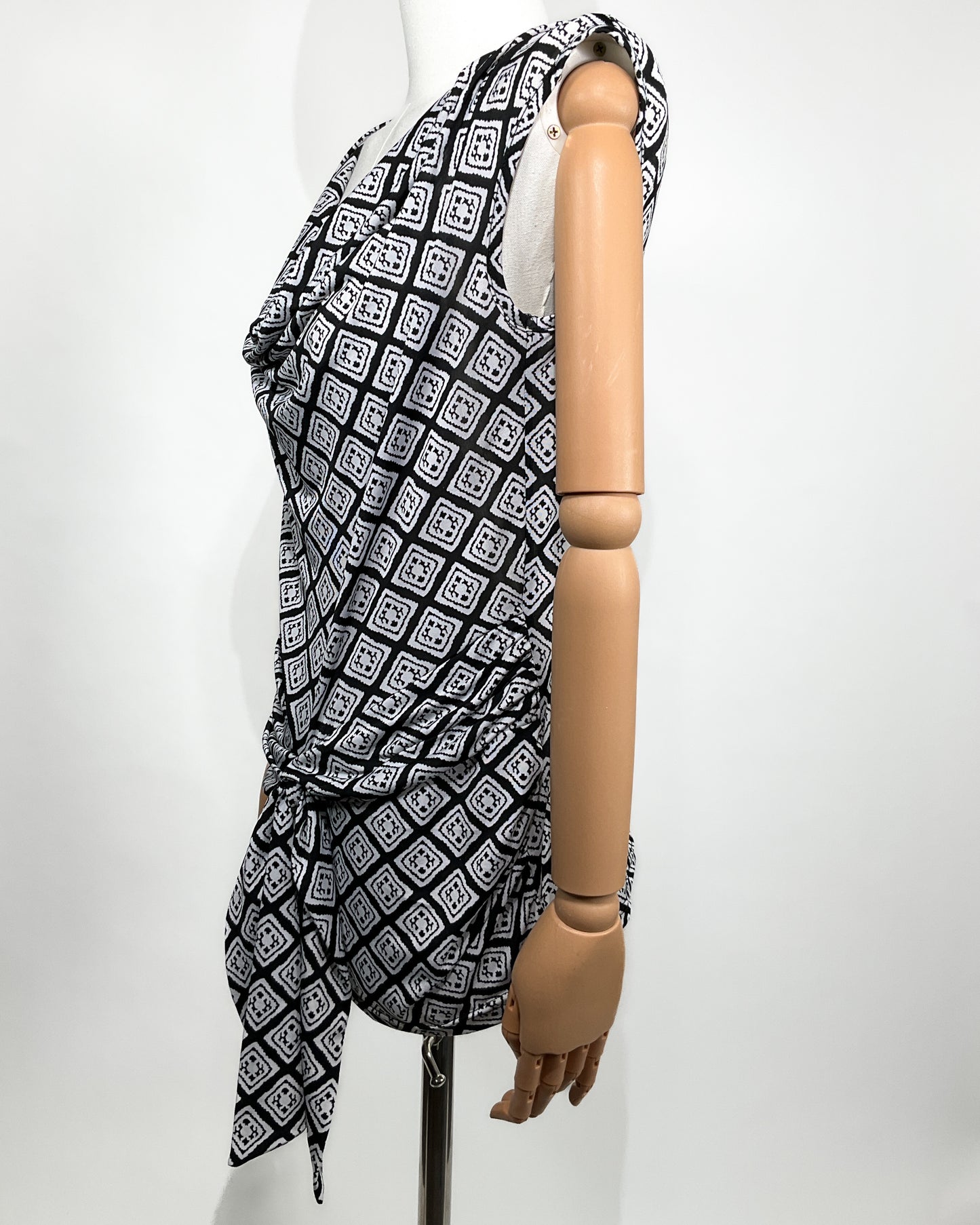 Blusa Estampada Negro y Blanco Contempo – Talla M