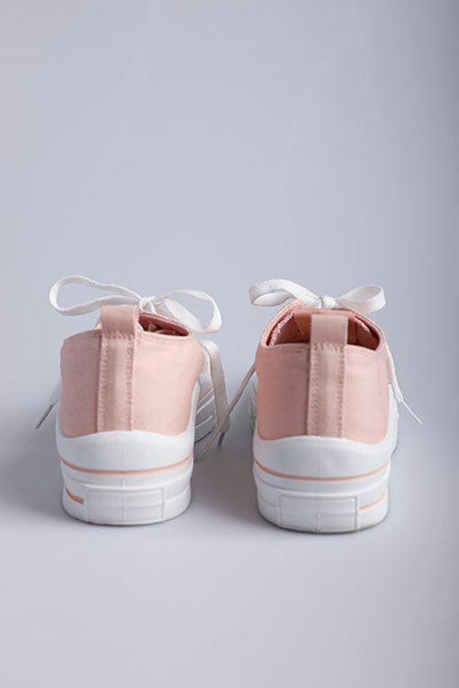 Tenis XTi Urban Brand Street Style Rosa con Suela Blanca – Comodidad y Estilo Casual