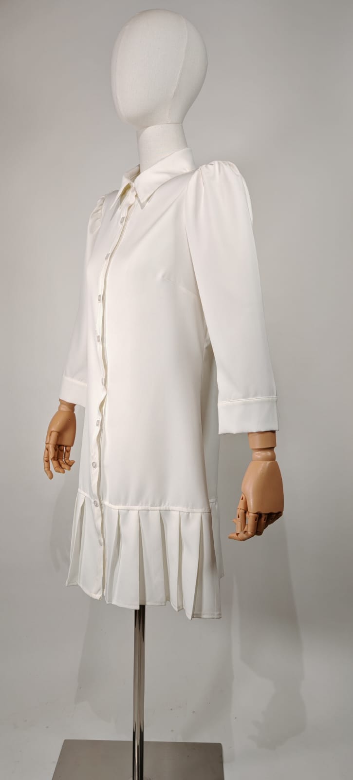Vestido Blanco Jusylu – Elegancia Minimalista con Toque Romántico