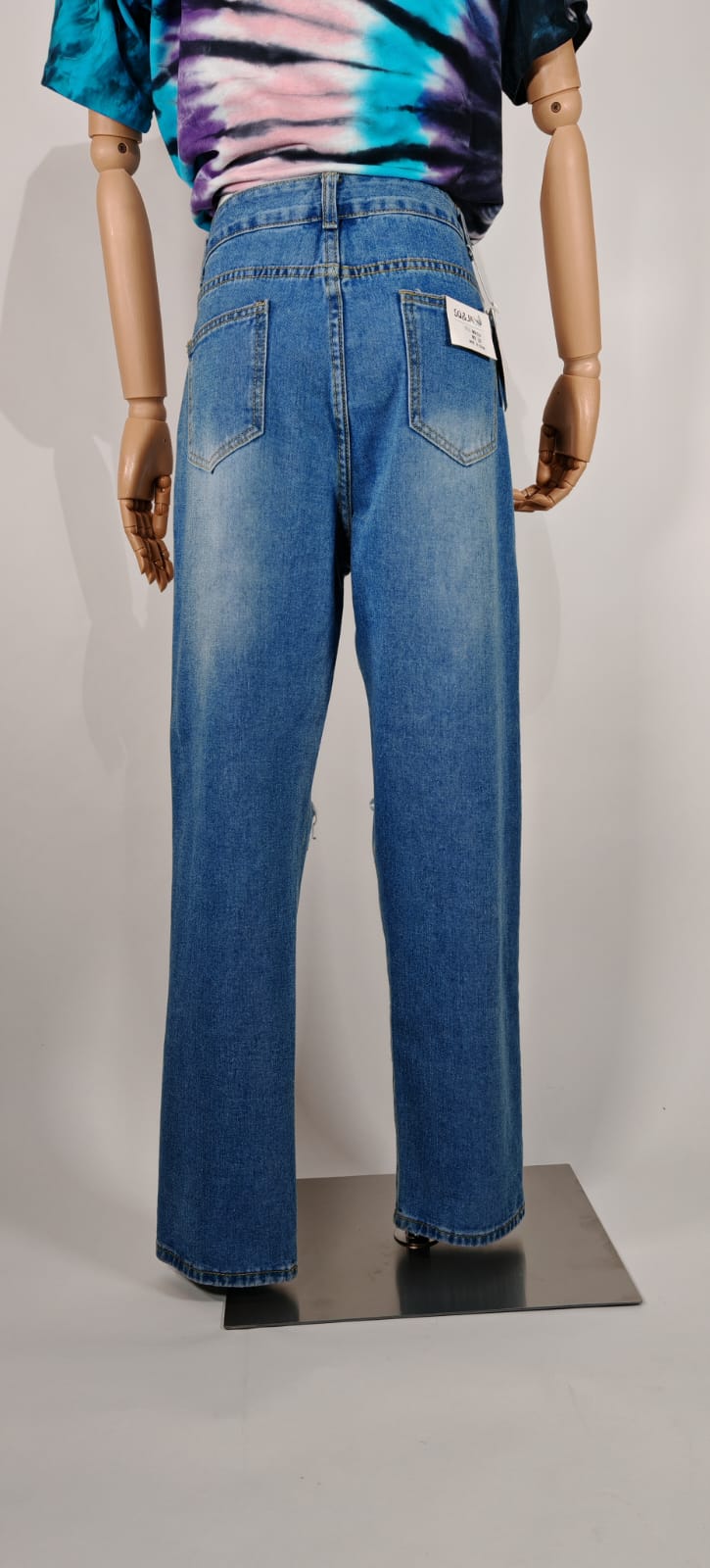 Jeans Rasgados AQ&JA – Estilo Urbano y Actitud en Cada Paso