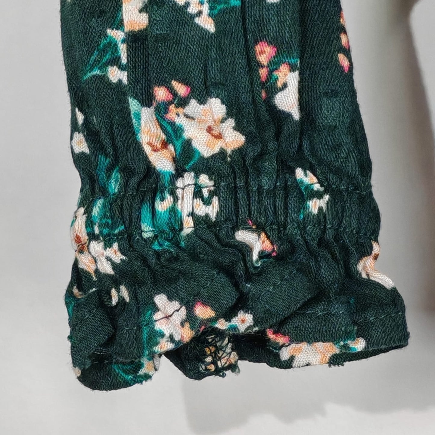 Blusa Old Navy Kids Verde con Estampado Floral – Talla 3T