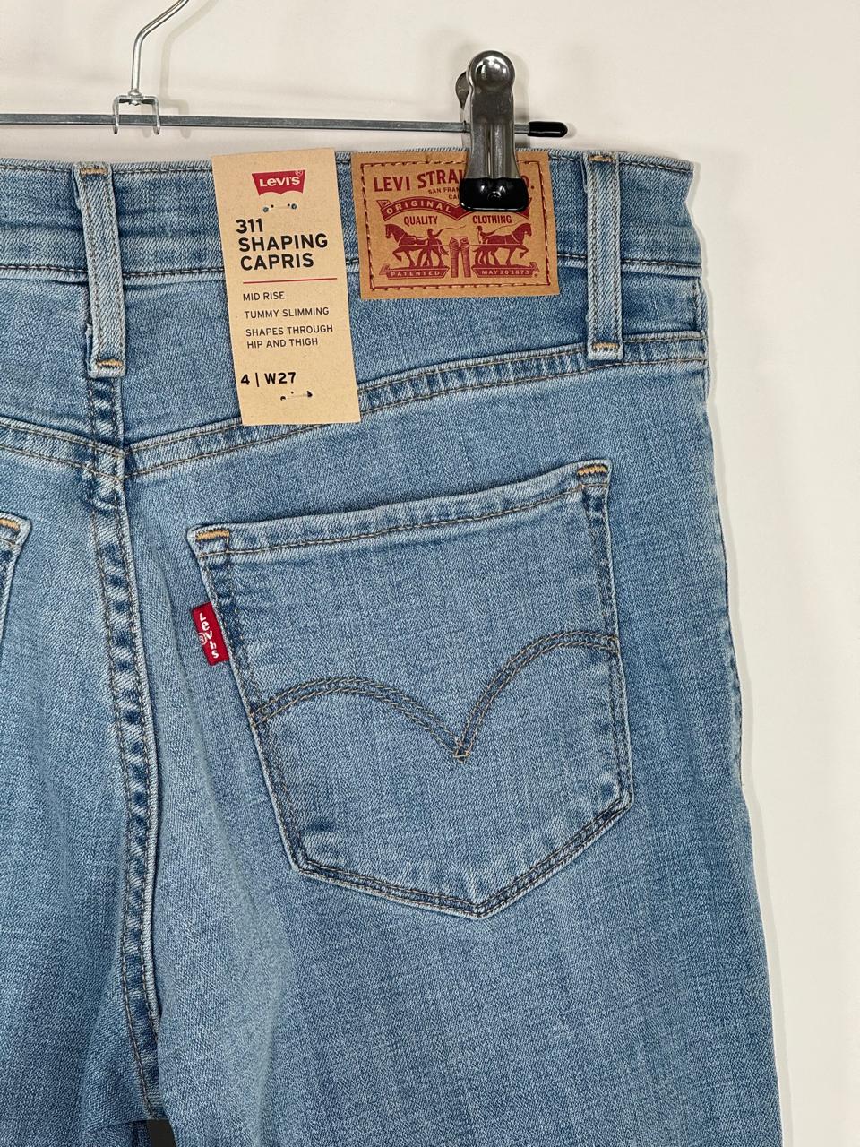Pantalón Capri Levi’s 311 Shaping – Talla 27