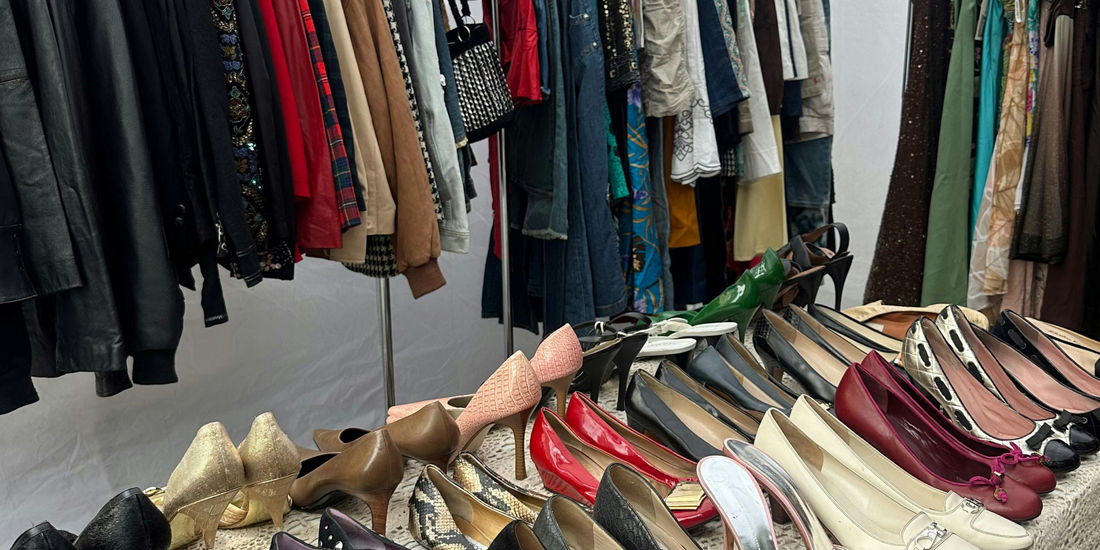 Más que moda: cómo la ropa de segunda mano puede transformar comunidades
