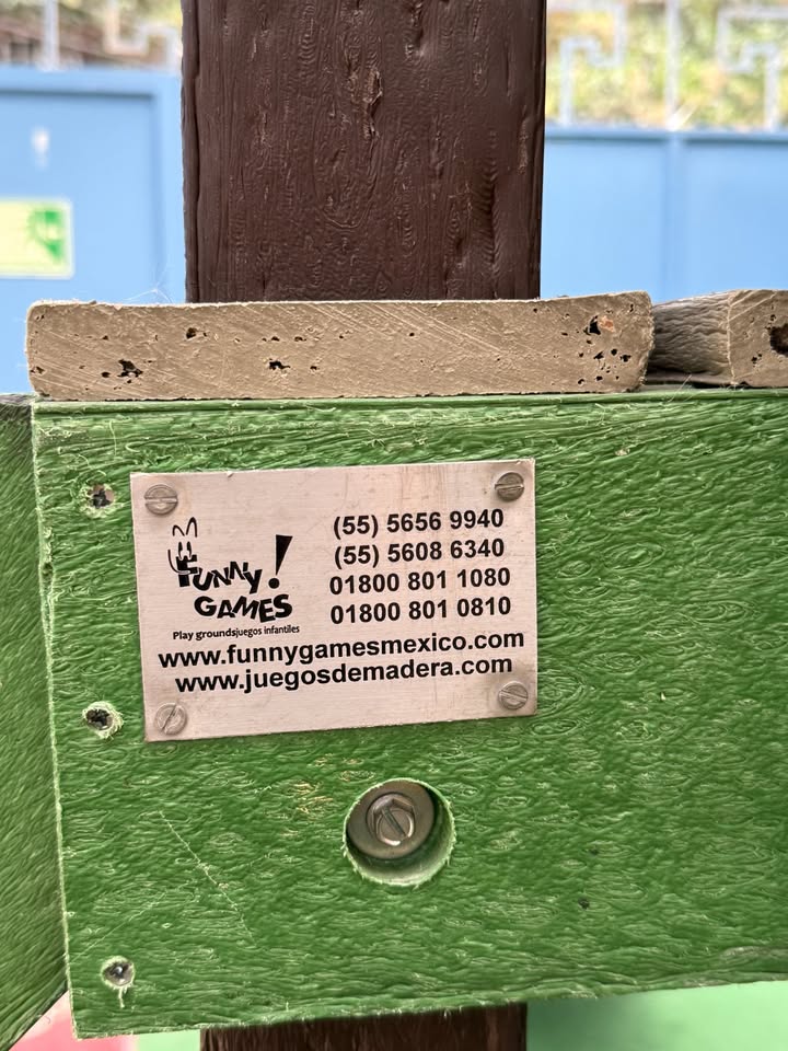 Juego Infantil de Madera con Toboganes