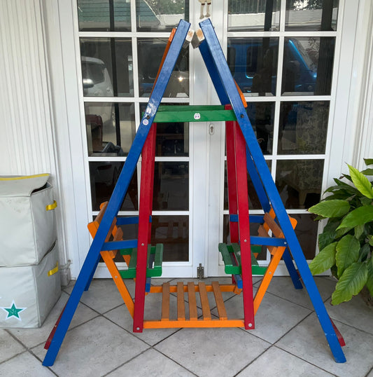 Columpio Infantil de Madera Doble – Balancín Colorido Segunda Mano