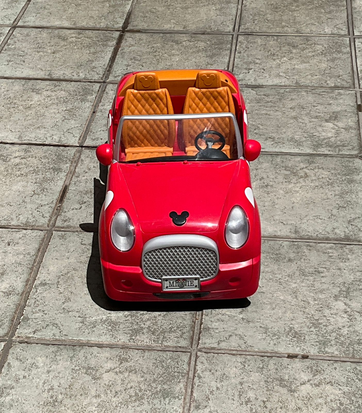 Carrito de Muñecas Minnie Mouse Convertible Rojo – Juguete Segunda Mano
