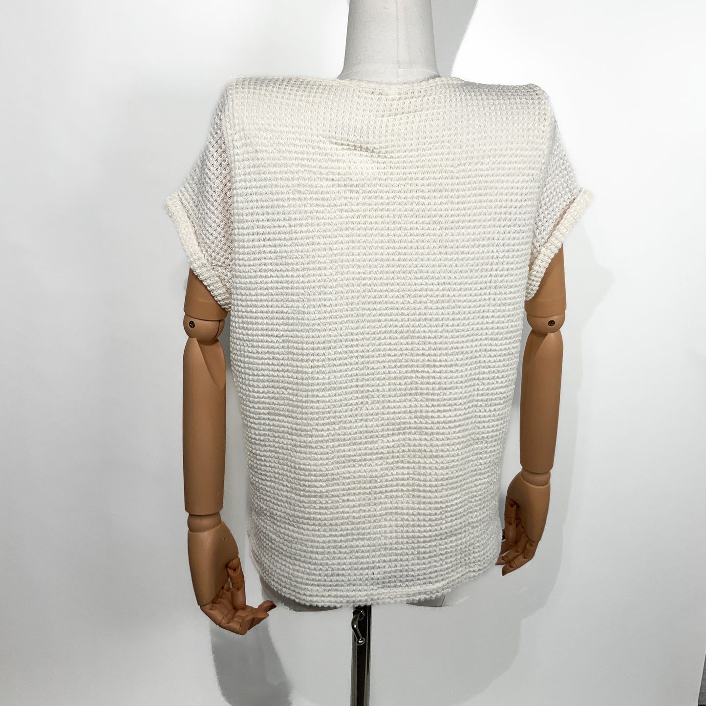 Blusa Blanca con Detalle de Encaje – Talla L
