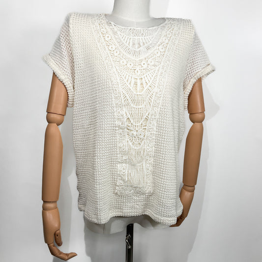 Blusa Blanca con Detalle de Encaje – Talla L