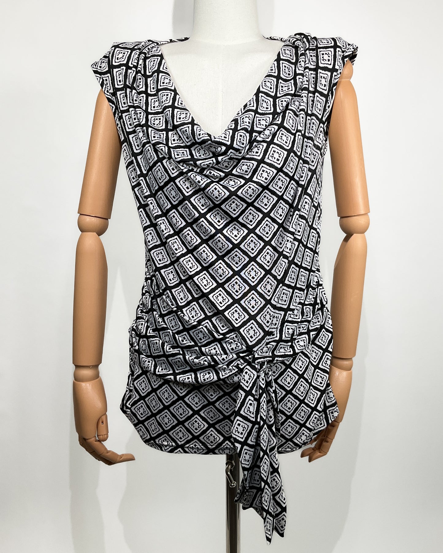 Blusa Estampada Negro y Blanco Contempo – Talla M