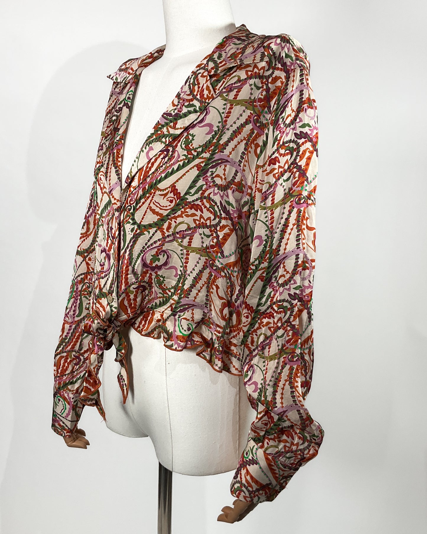 Camisa Multicolor Zara con Nudo Frontal – Talla L
