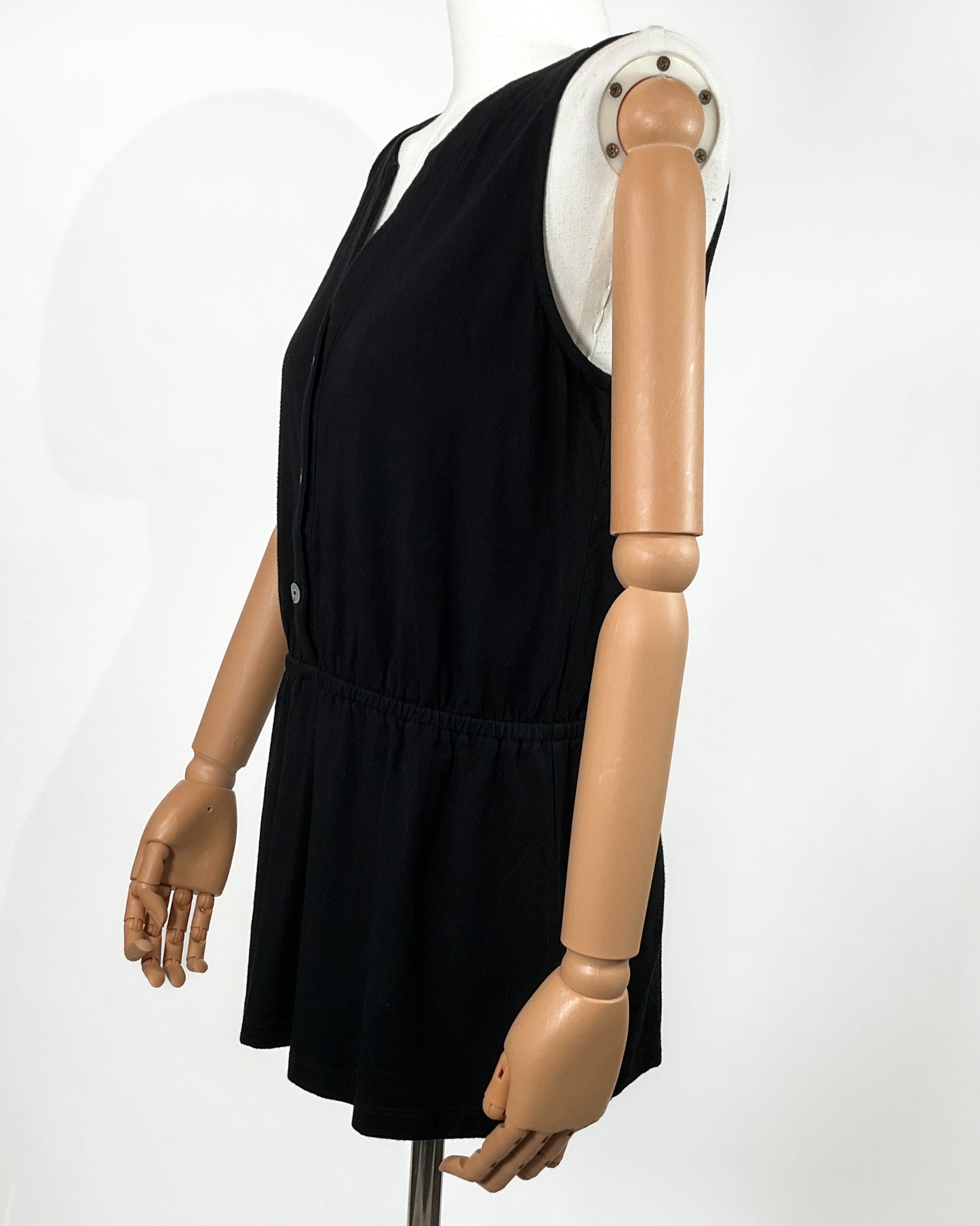Blusa Negra Sin Mangas Vanity – Talla M