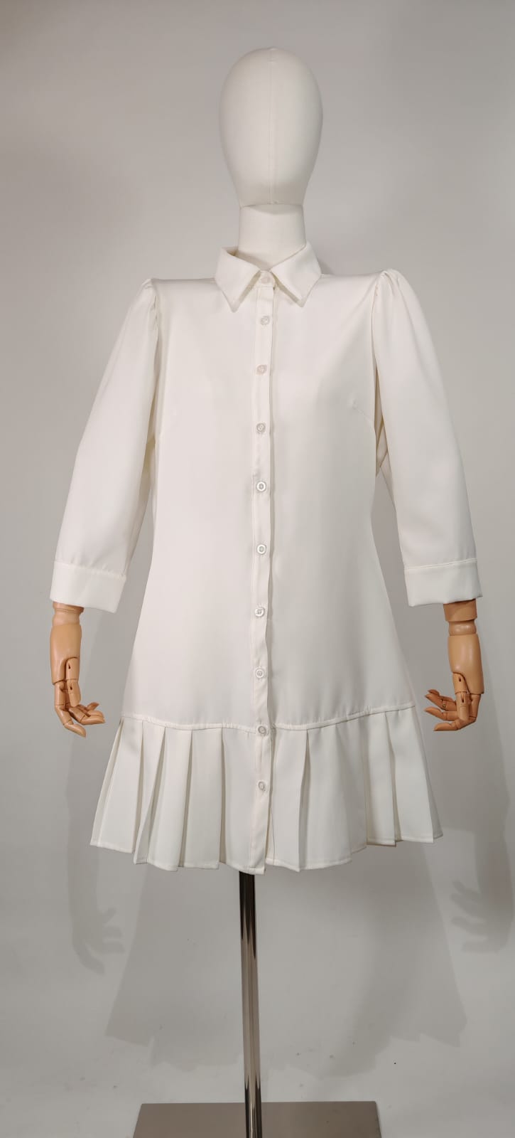 Vestido Blanco Jusylu – Elegancia Minimalista con Toque Romántico