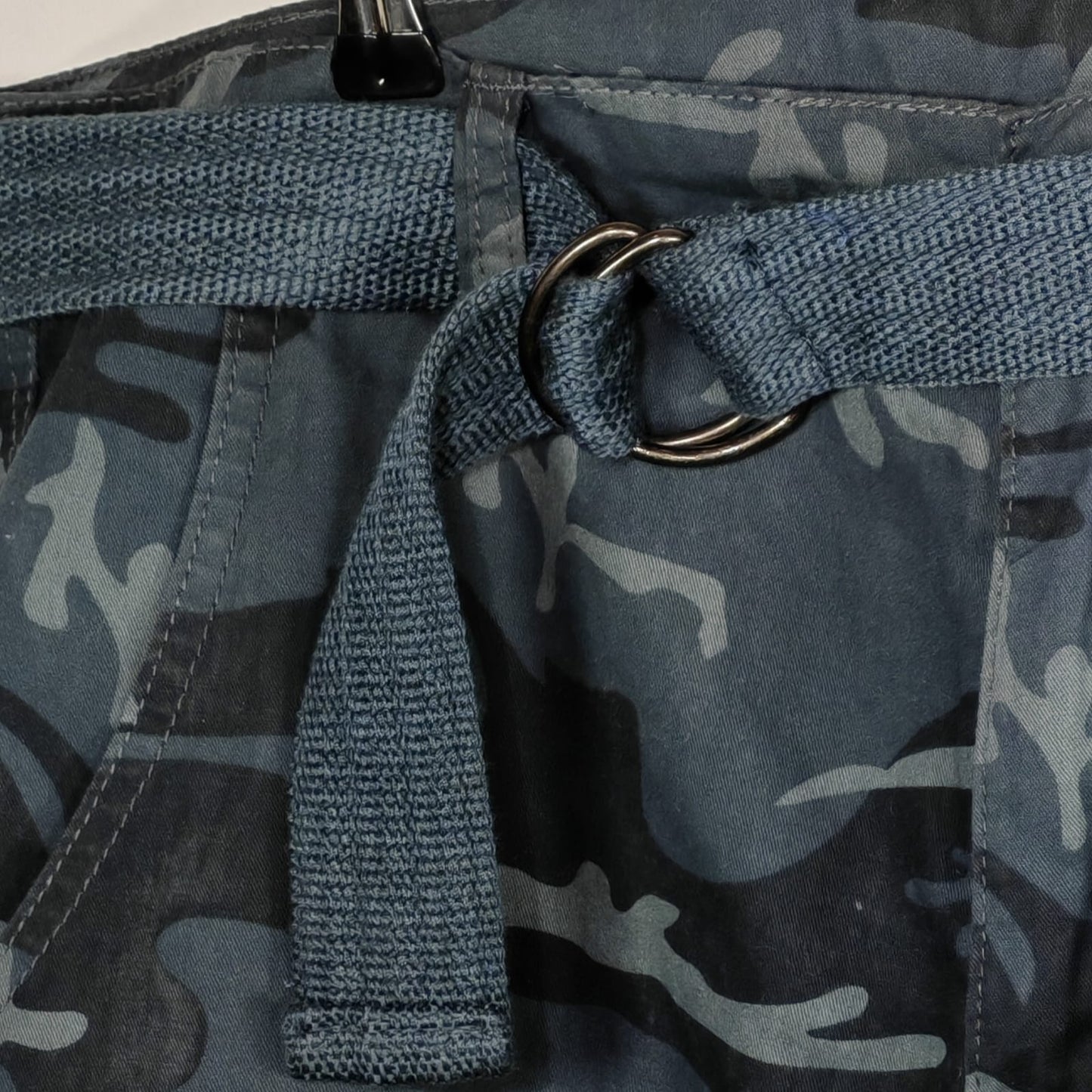 Bermuda camuflaje azul Ring of Fire – Talla 34 para hombre