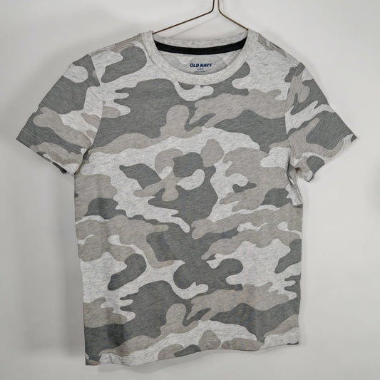 T-shirt Old Navy Camuflaje Gris Claro – Talla 6/7 Niño